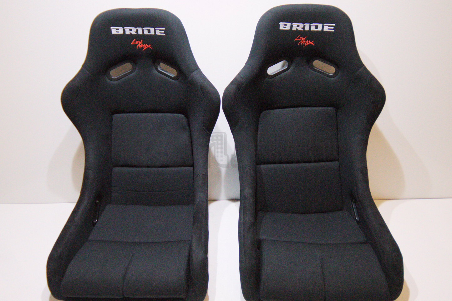 Bride VIOS III Style Black Fabric Black Fixed Back Bucket Seat XL