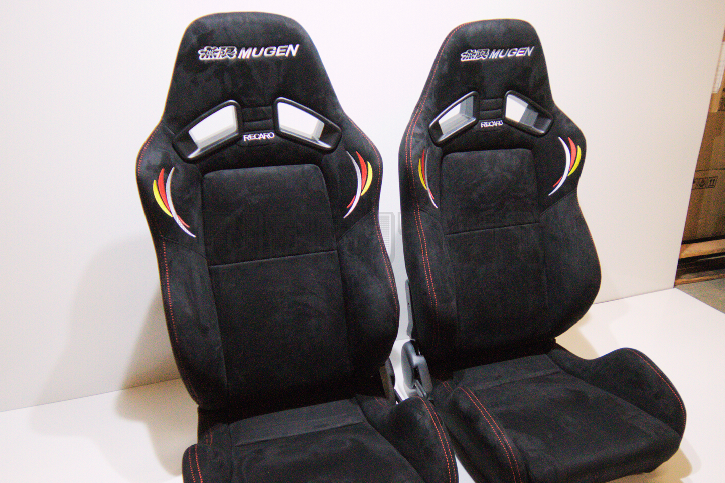 Recaro Mugen MS-7 Style Black Suede Alcantara Reclinable Bucket Seat