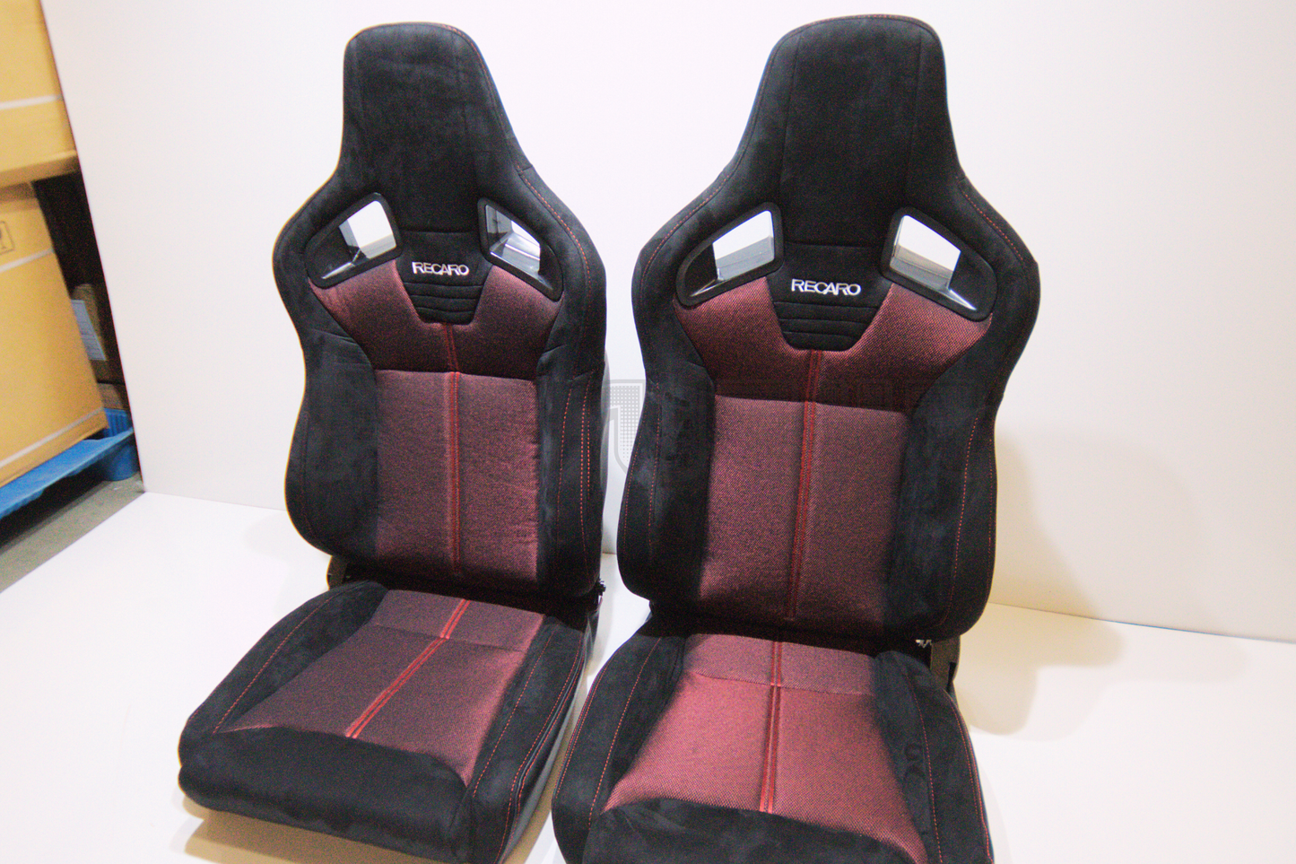 Recaro SR7 Style Red Suede Alcantara Reclinable Bucket Seat