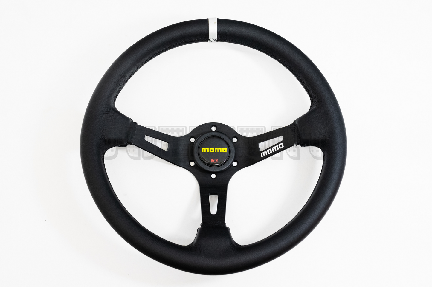 MOMO MOD 08 Style 350mm Leather Steering Wheel