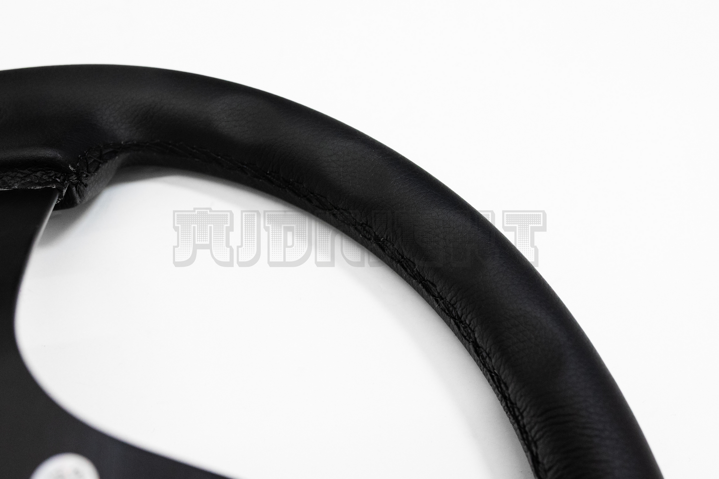 MOMO MOD 08 Style 350mm Leather Steering Wheel