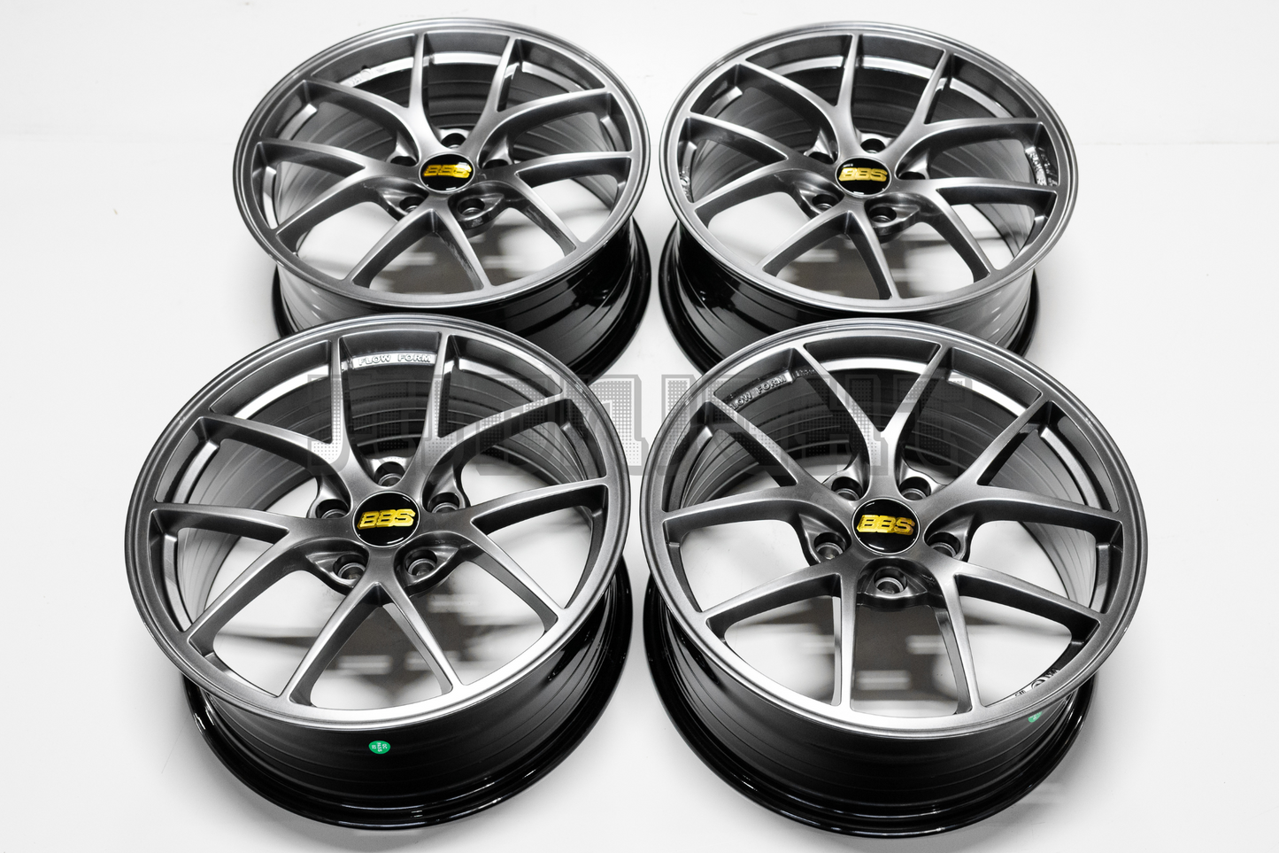 BBS RIA Style 18" 8J +35 (5X120)