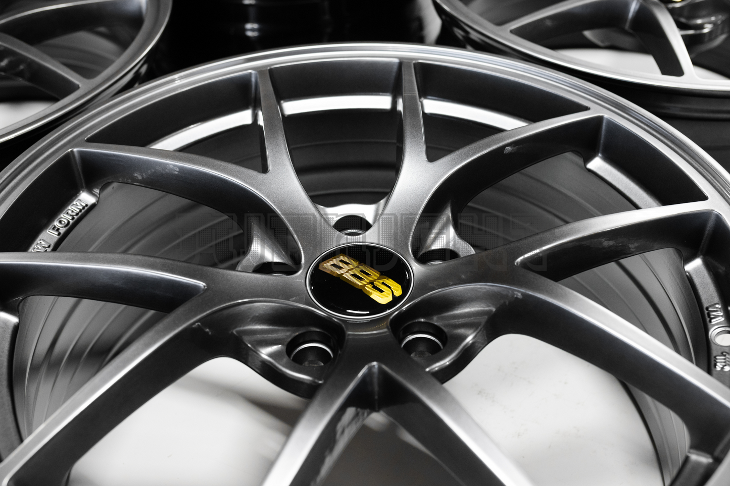 BBS RIA Style 18" 8J +40 (5X114.3)
