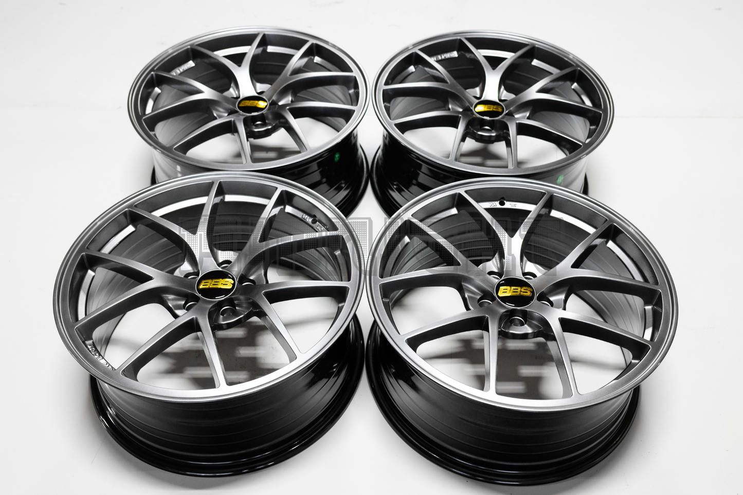 BBS RIA Style 18" 8J +40 (5X100)