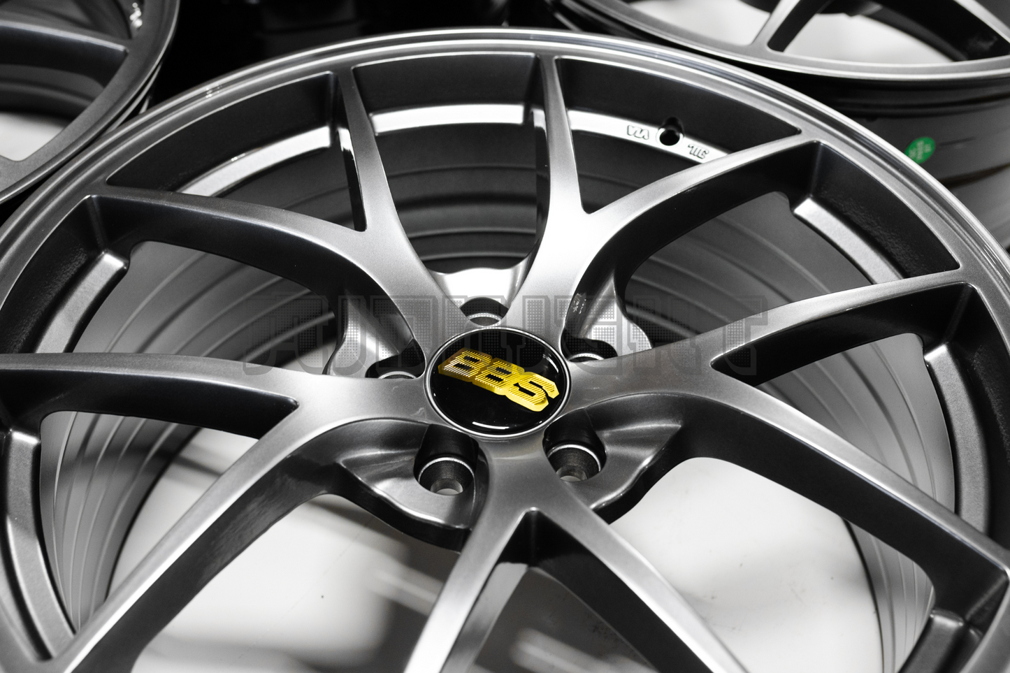BBS RIA Style 18" 8J +40 (5X100)