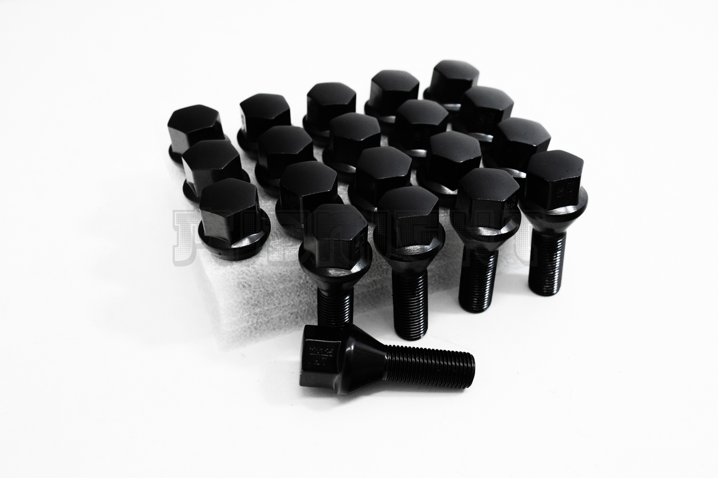 20x Black 12x1.25 Cone Seat Wheel Lug Bolts Fit Dart Compass Renegade Cherokee