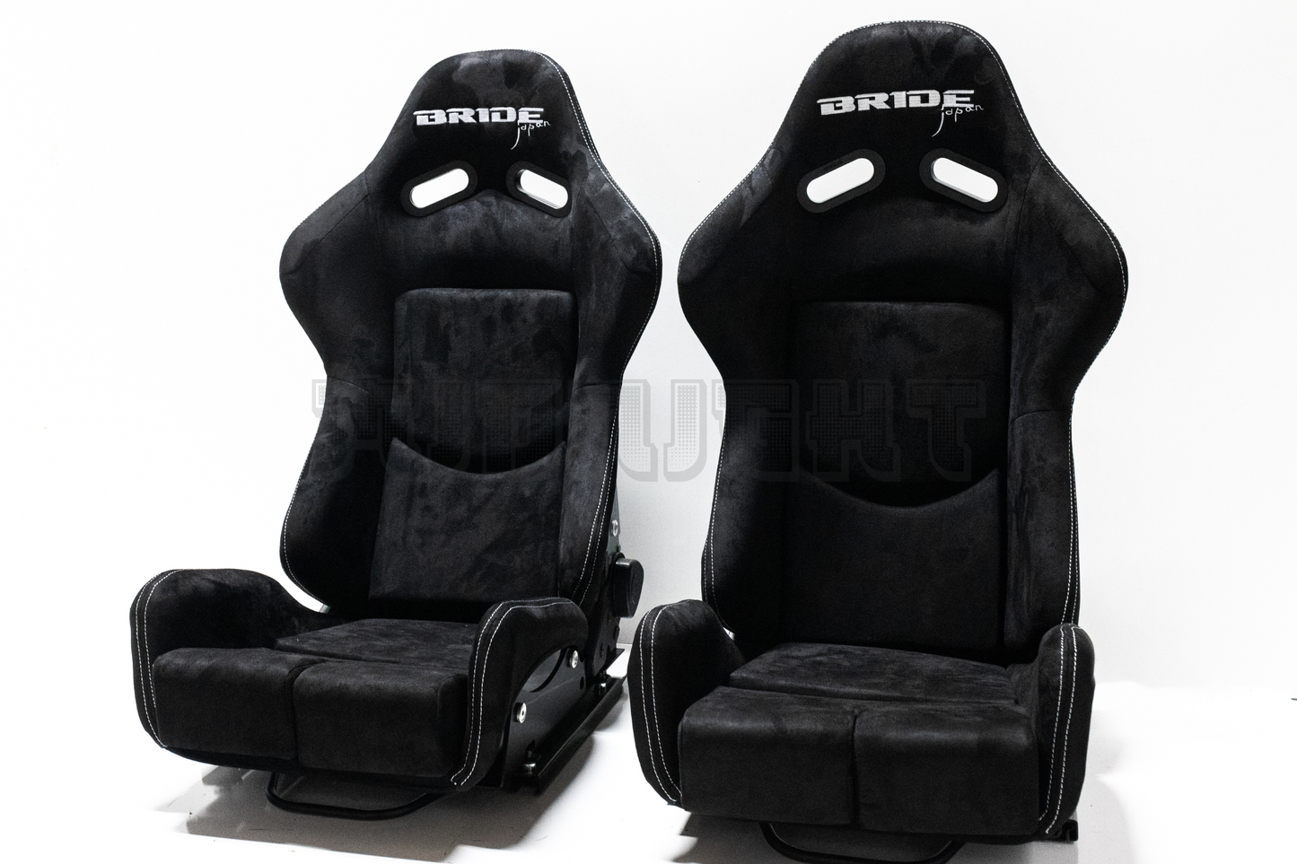 Bride Stradia II Style Black Alcantara Suede Reclinable Bucket Seat Carbon Fiber Back