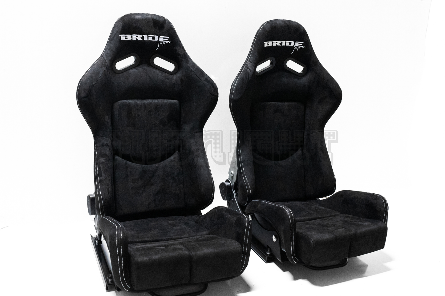 Bride Japan Seats Suede Edition with real carbon fiber back Recliner Black Seat Set.
