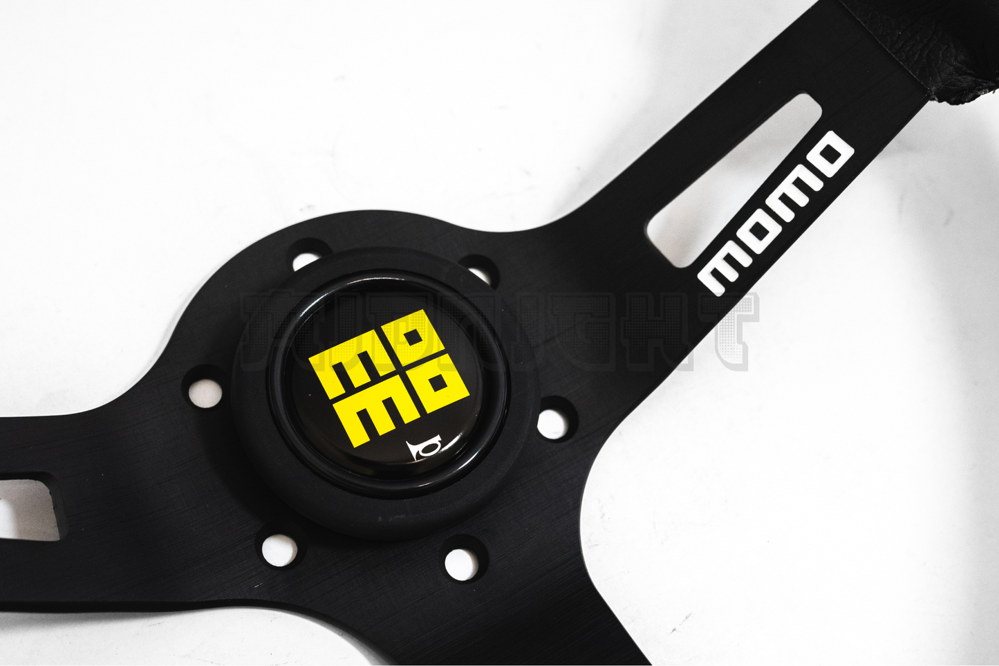 MOMO MOD 08 Style 350mm Leather Steering Wheel