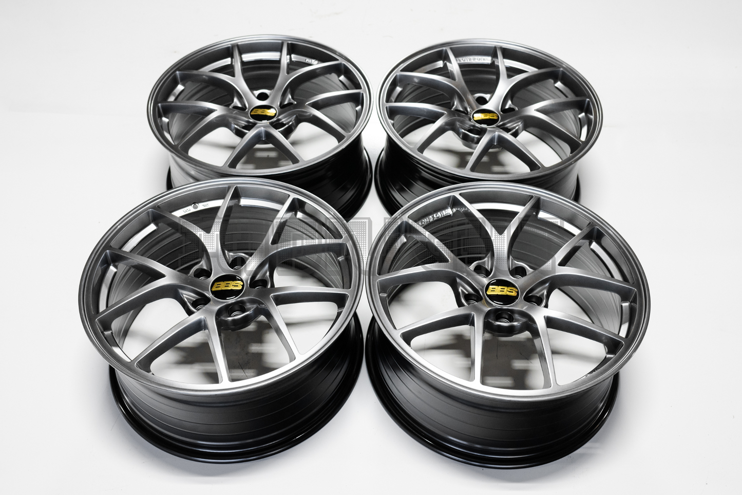 BBS RIA Style 19" 8.5J +35 (5X120)