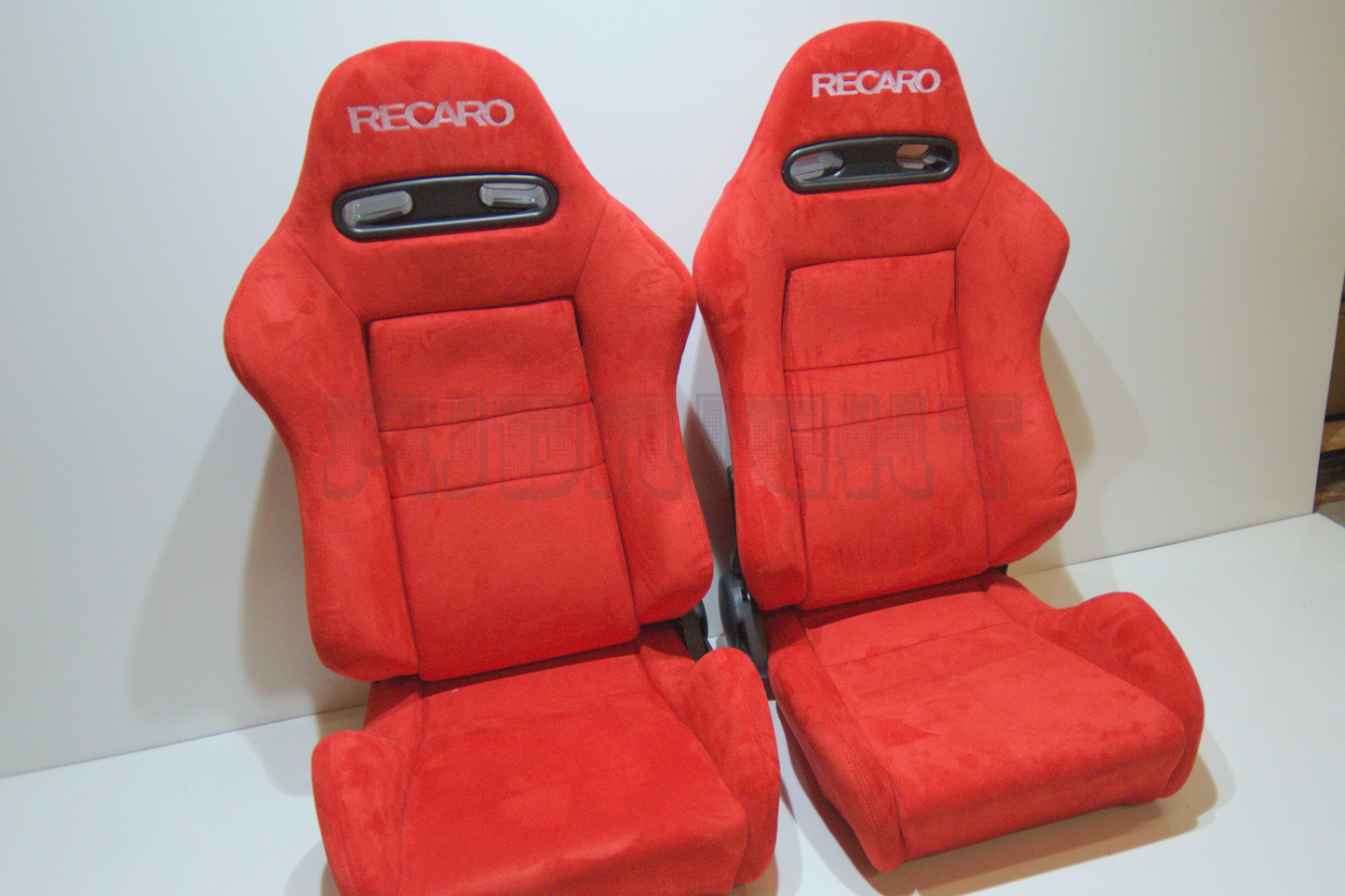 Recaro SR3 Style Red Suede Alcantara Reclinable Bucket Seat