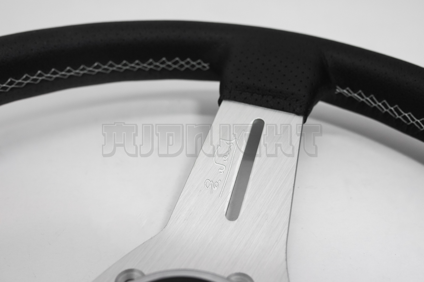 Nardi Classic Style Steering Wheel