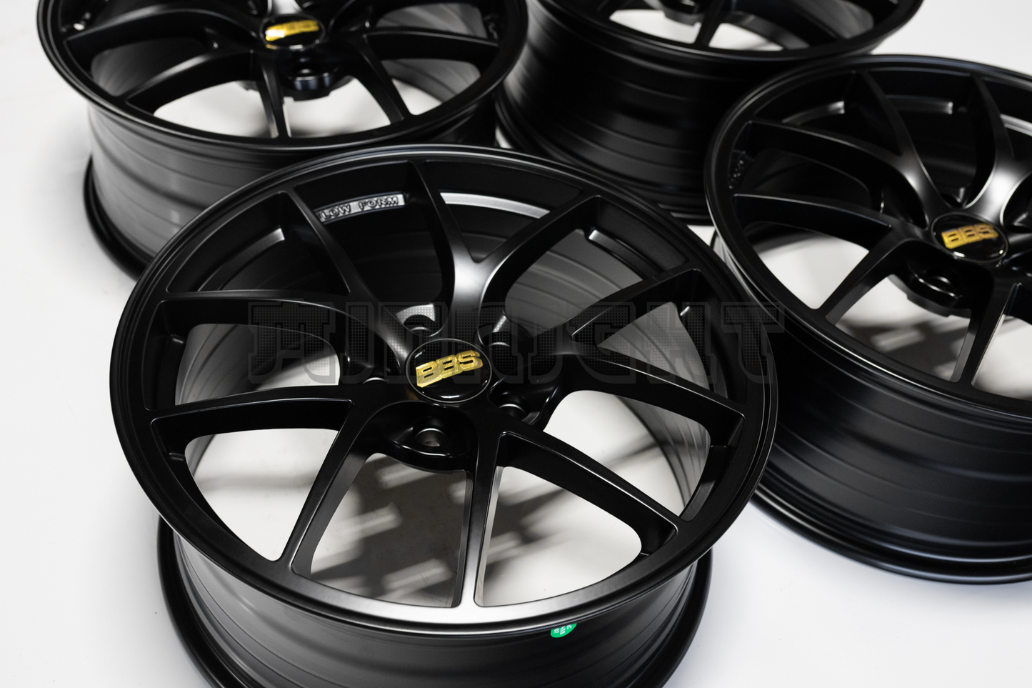 BBS RIA Style 18" 8J +40 (5X114.3)