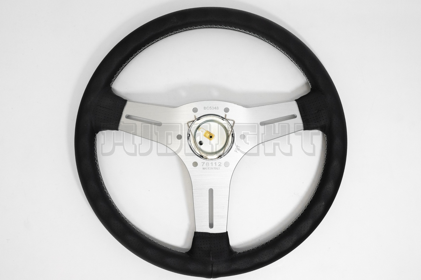 Nardi Classic Style Steering Wheel