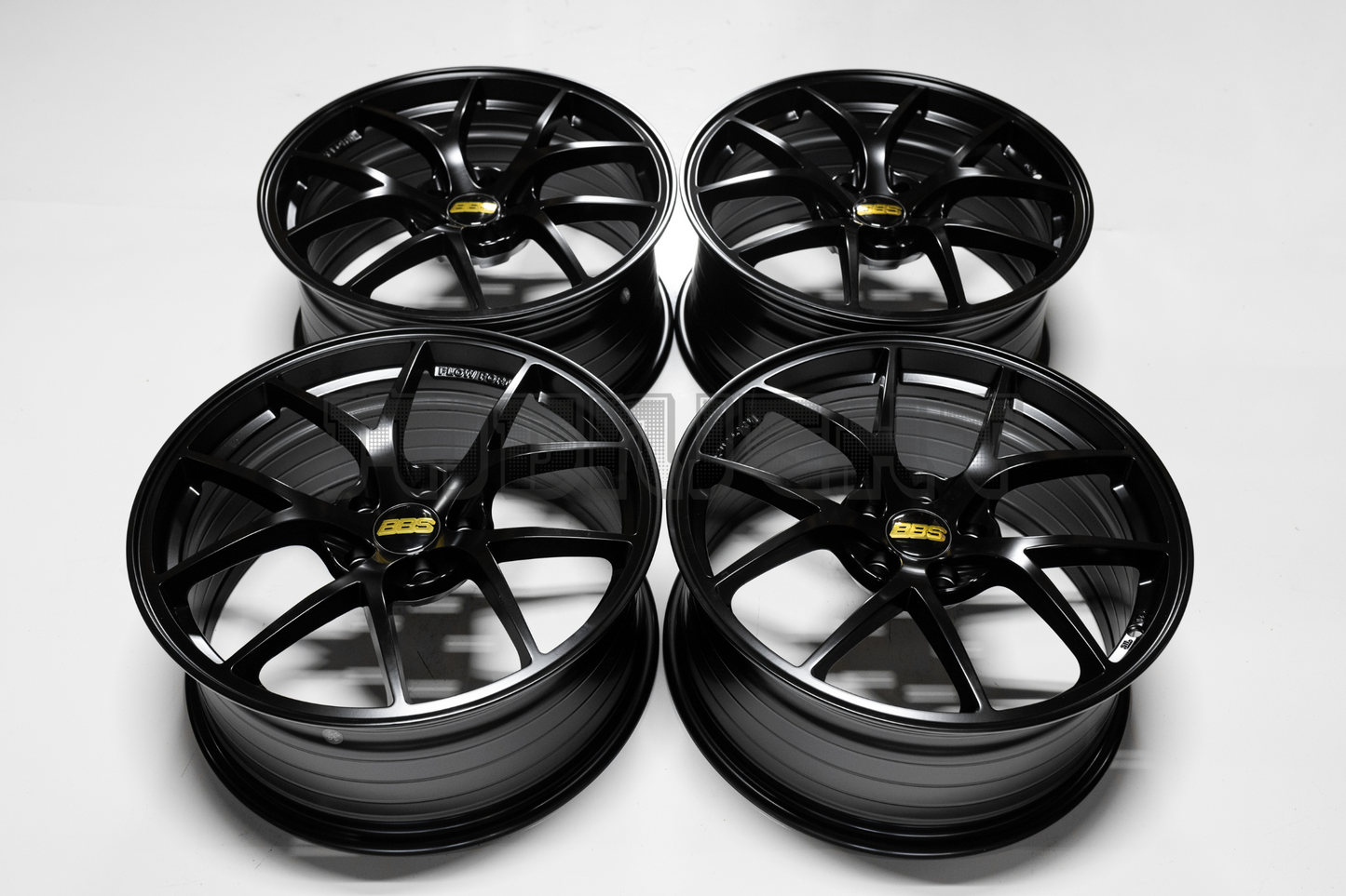 BBS RIA Style 19" 8.5J +38 (5X114.3)