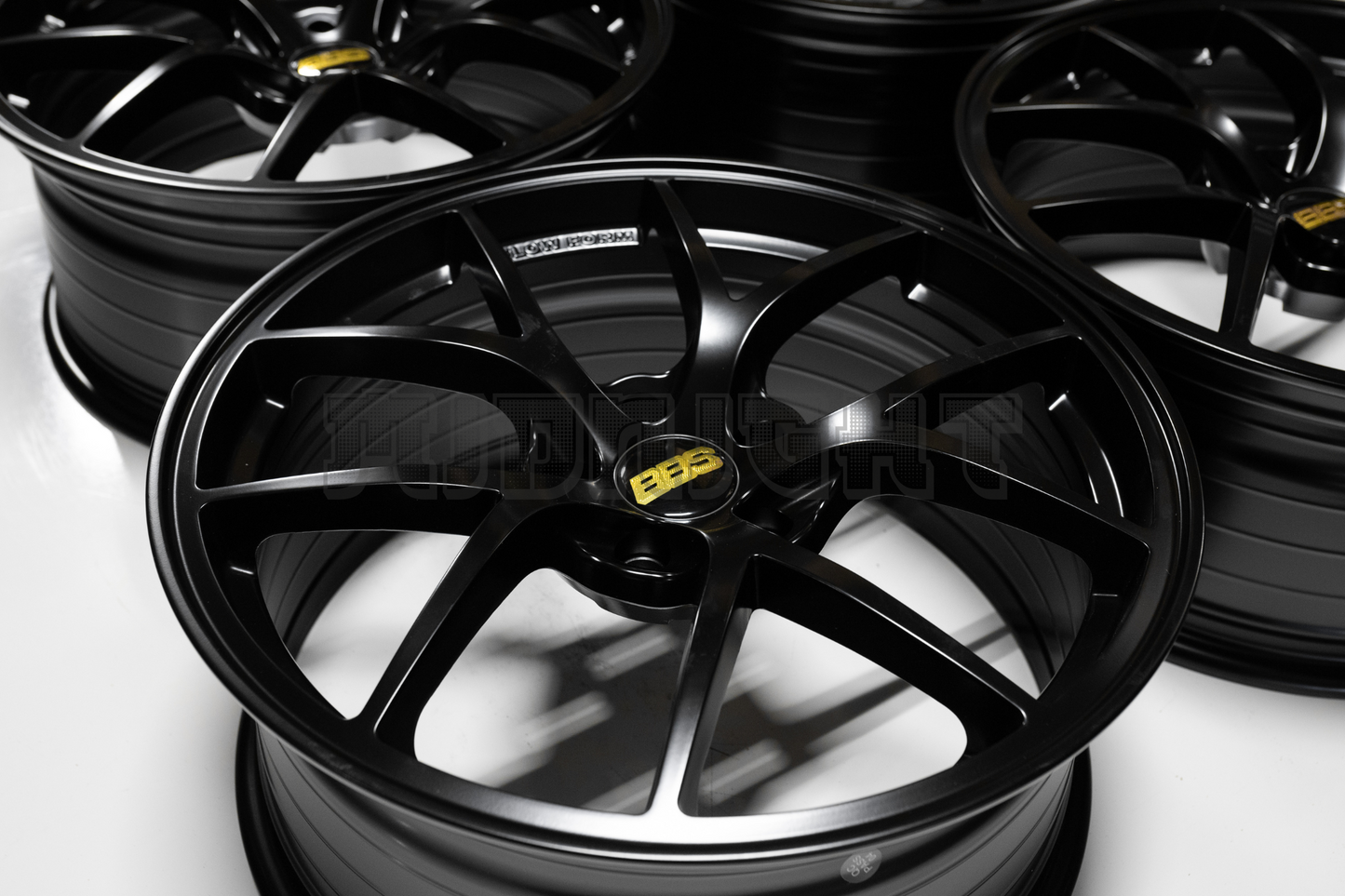 BBS RIA Style 19" 8.5J +38 (5X114.3)