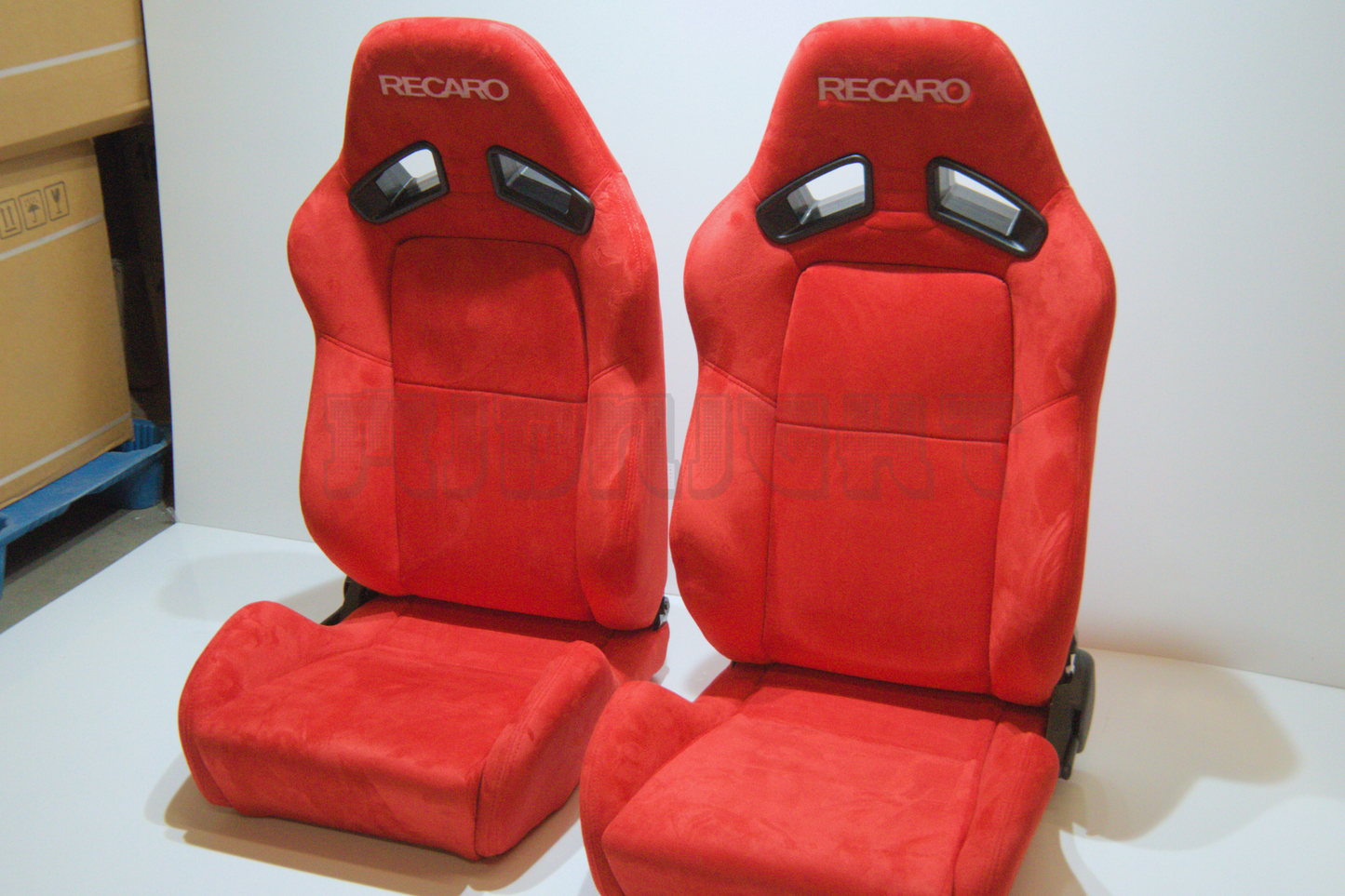 Recaro MS-7 Style Red Suede Alcantara Reclinable Bucket Seat