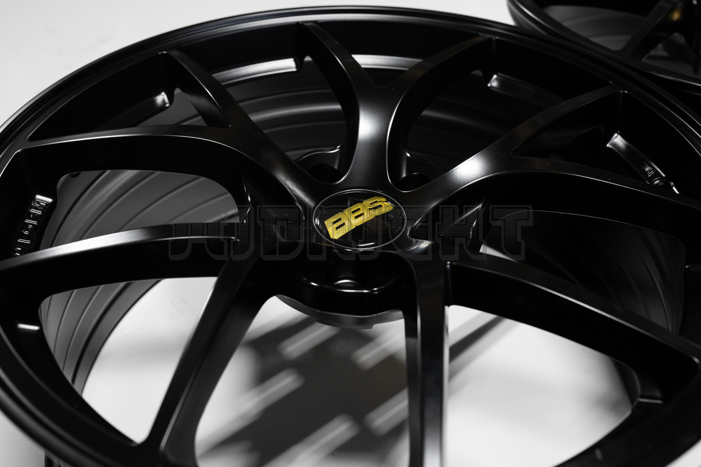 BBS RIA Style 19" 8.5J +38 (5X114.3)