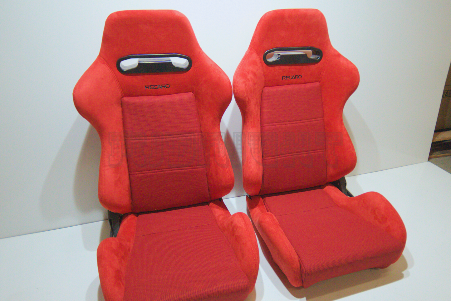 Recaro SR3 Style Red Suede Alcantara Black Embroidery Reclinable Bucket Seat