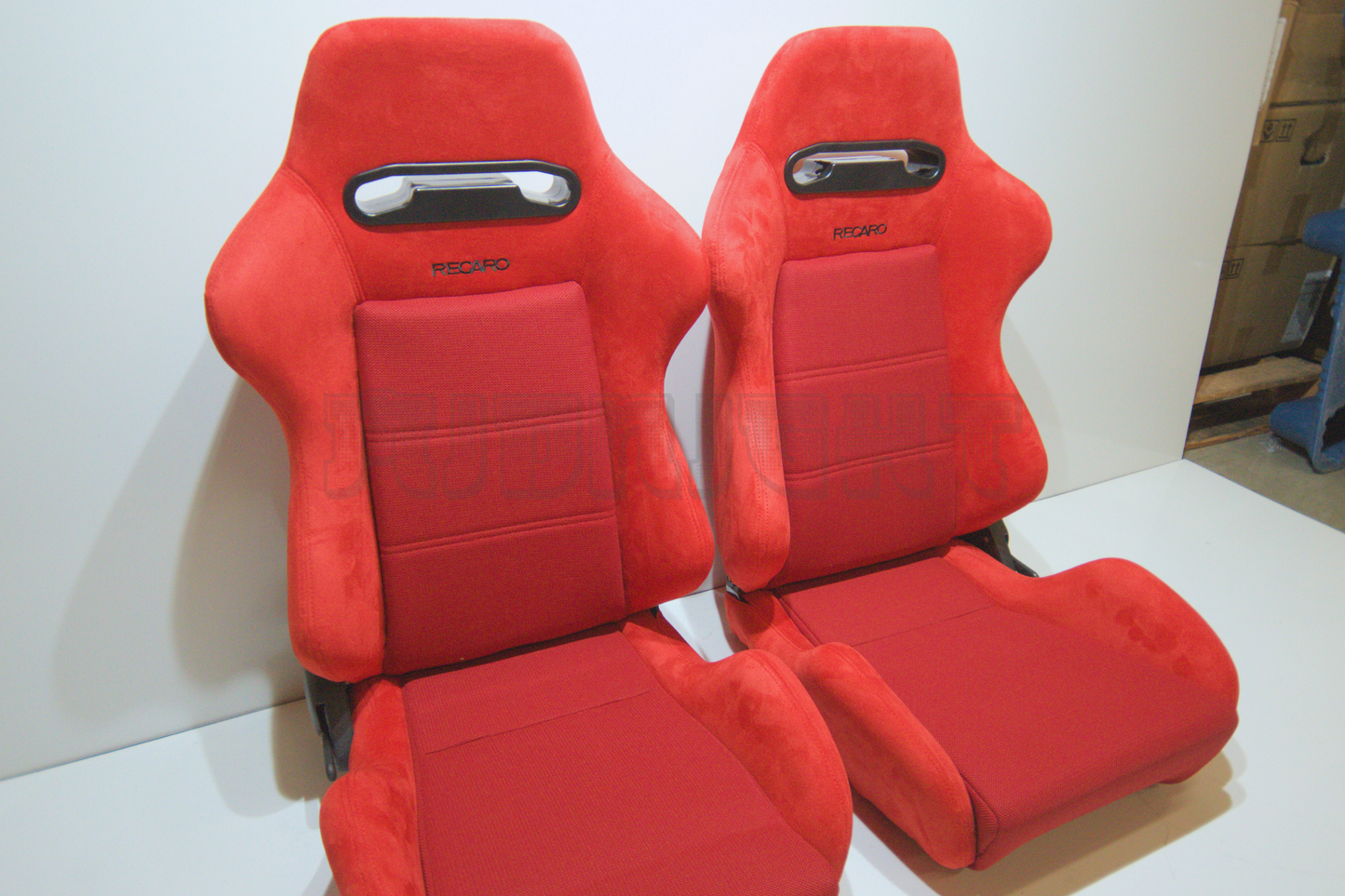 Recaro SR3 Style Red Suede Alcantara Black Embroidery Reclinable Bucket Seat