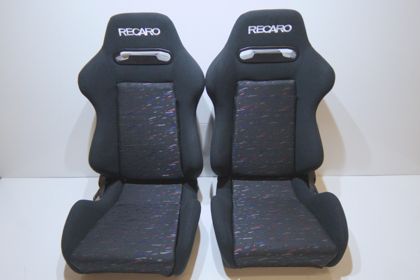 Recaro SR3 Confetti Style Black Fabric Reclinable Bucket Seat