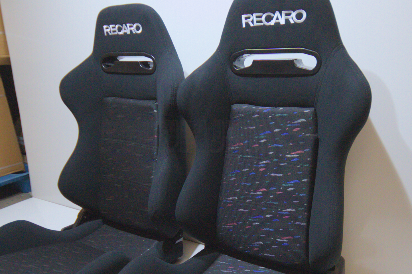 Recaro SR3 Confetti Style Black Fabric Reclinable Bucket Seat