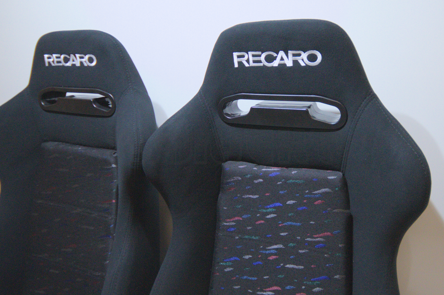 Recaro SR3 Confetti Style Black Fabric Reclinable Bucket Seat