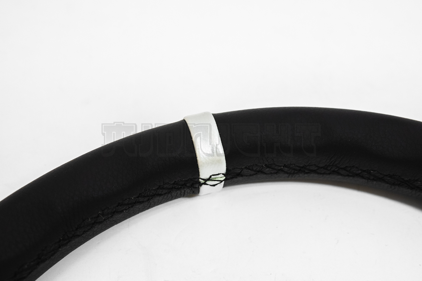 MOMO MOD 08 Style 330mm Leather Steering Wheel