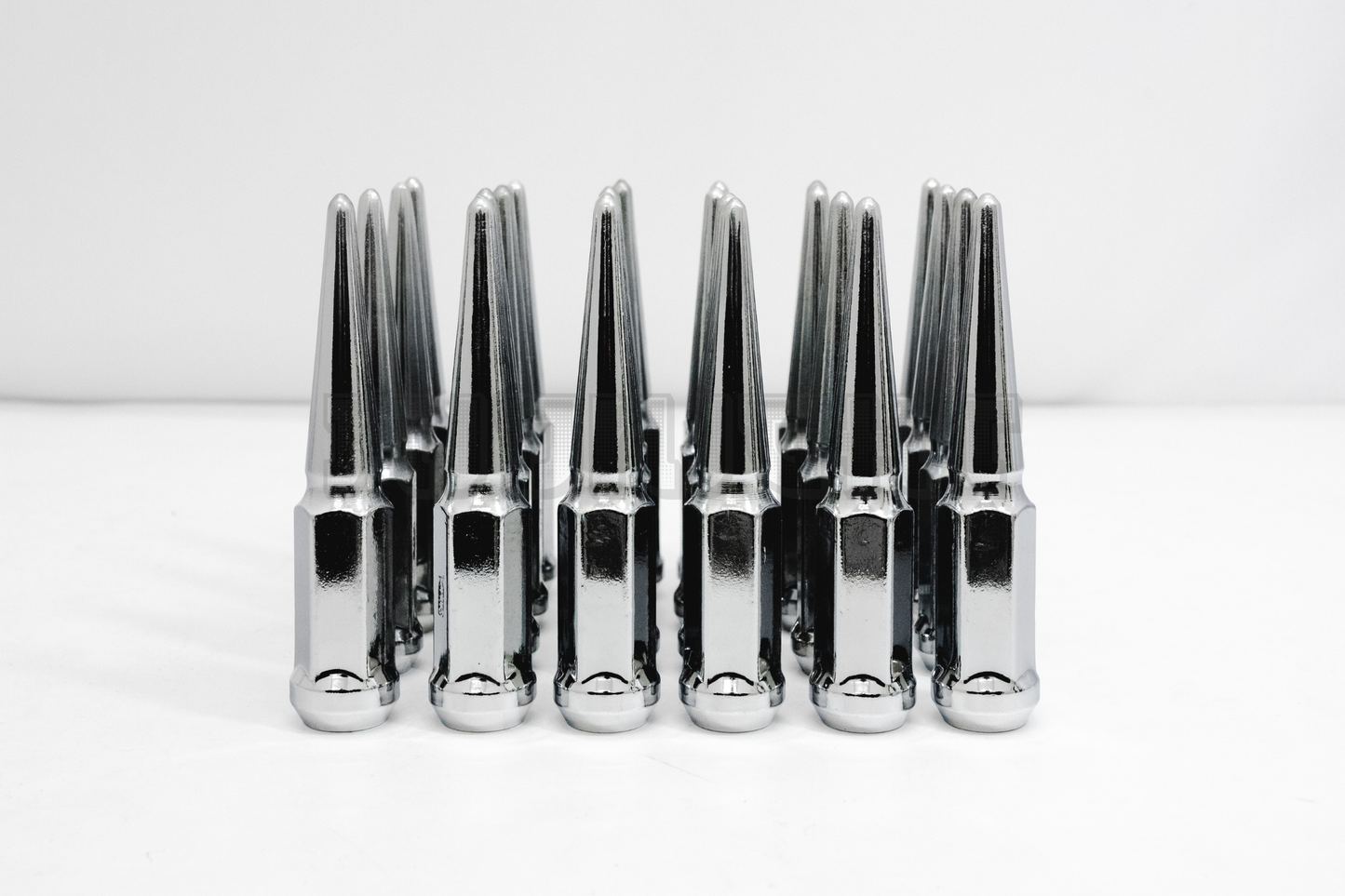 24 PCS Chrome Spike Lug Nuts 14x1.5 For Chevy Silverado Tahoe 4.4" Tall w/ Key