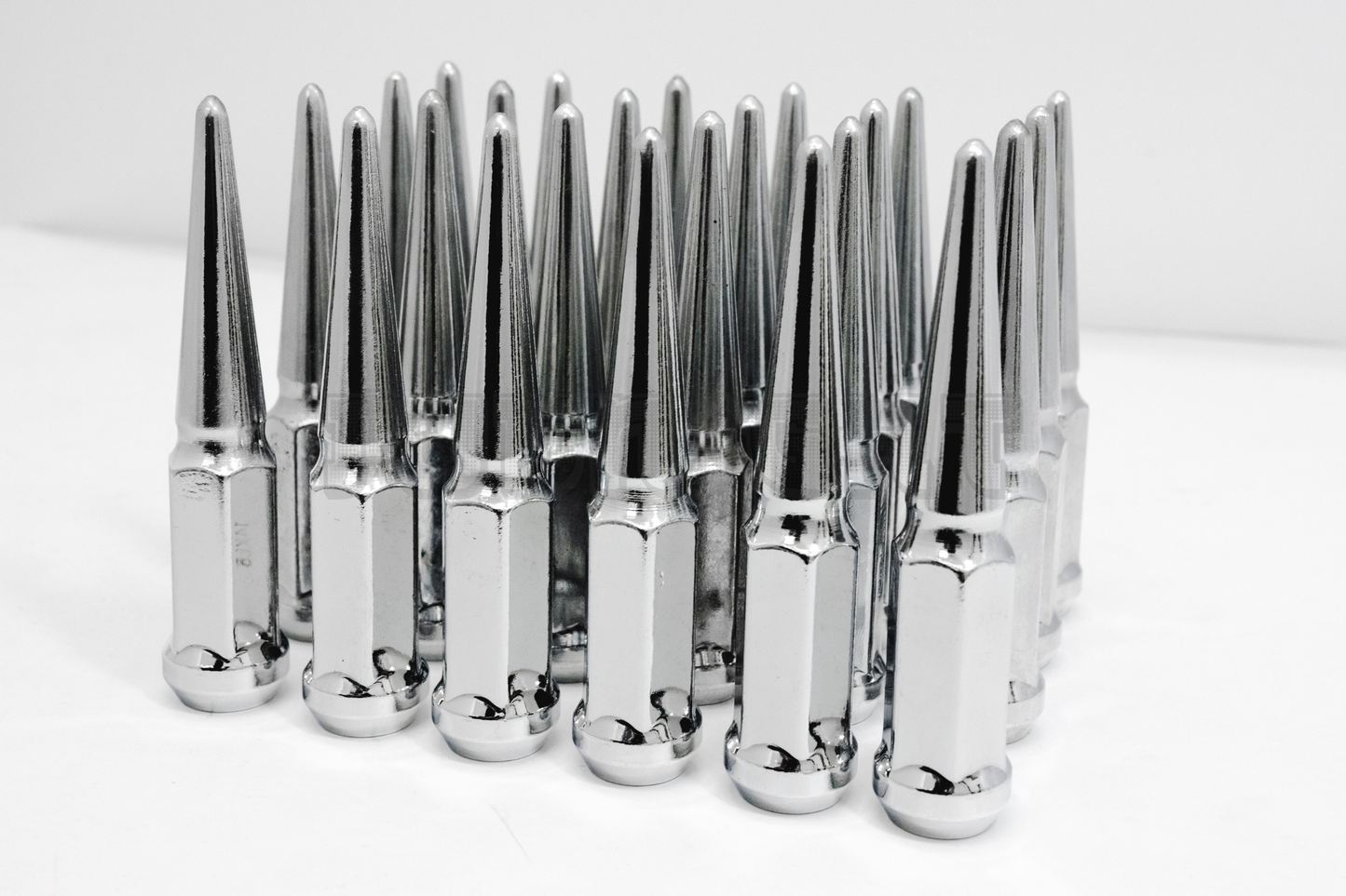24 PCS Chrome Spike Lug Nuts 14x1.5 For Chevy Silverado Tahoe 4.4" Tall w/ Key
