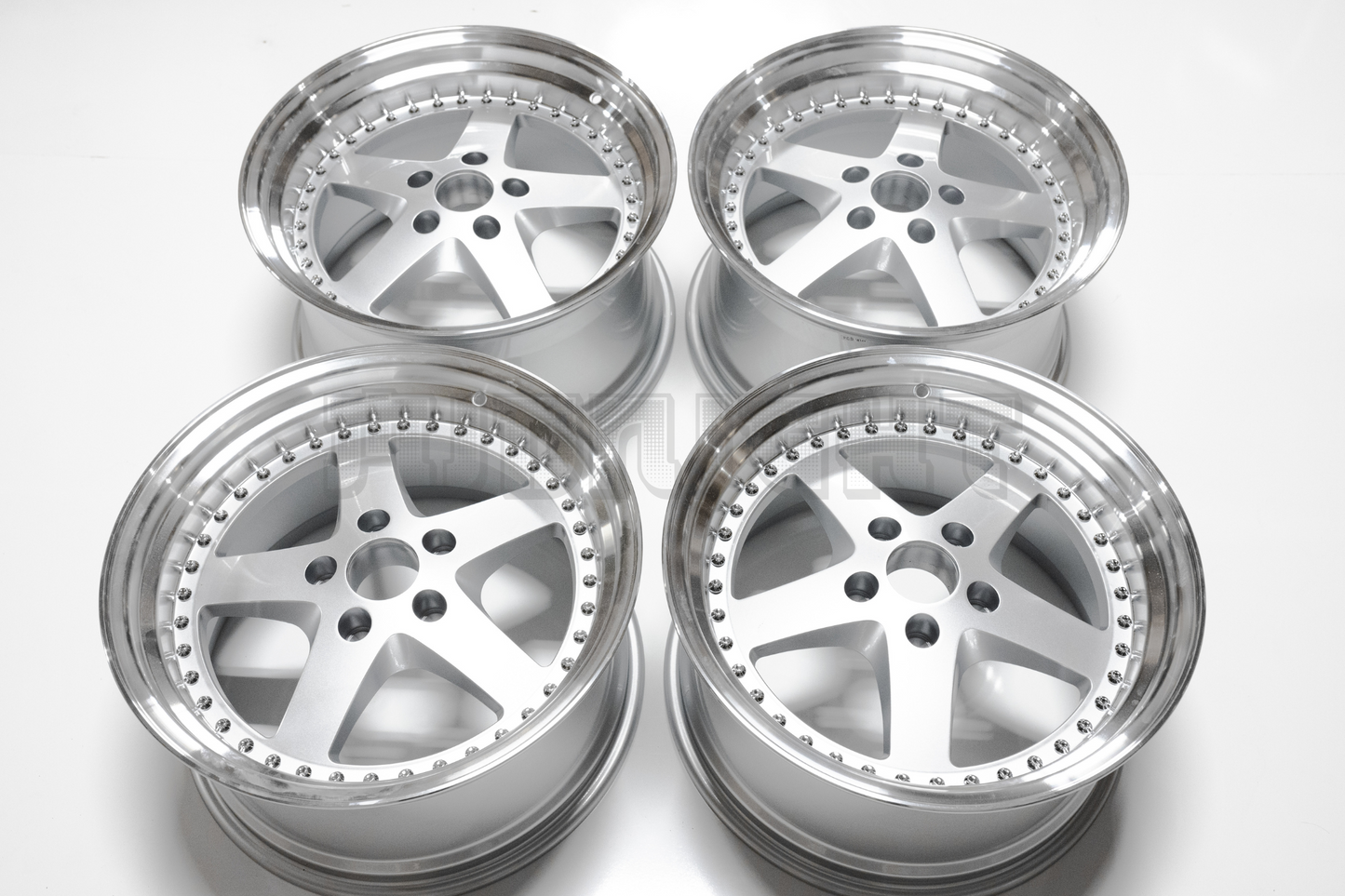 Work Equip 05 Style 18" 9.5 +35 (5X120)