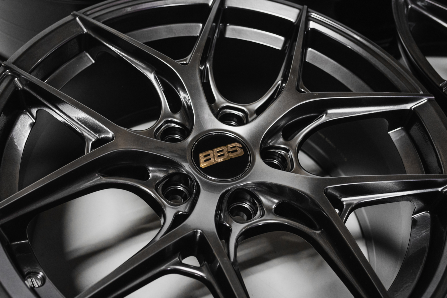 BBS FI-R Style 19" 9.5J +35 (5X114.3)