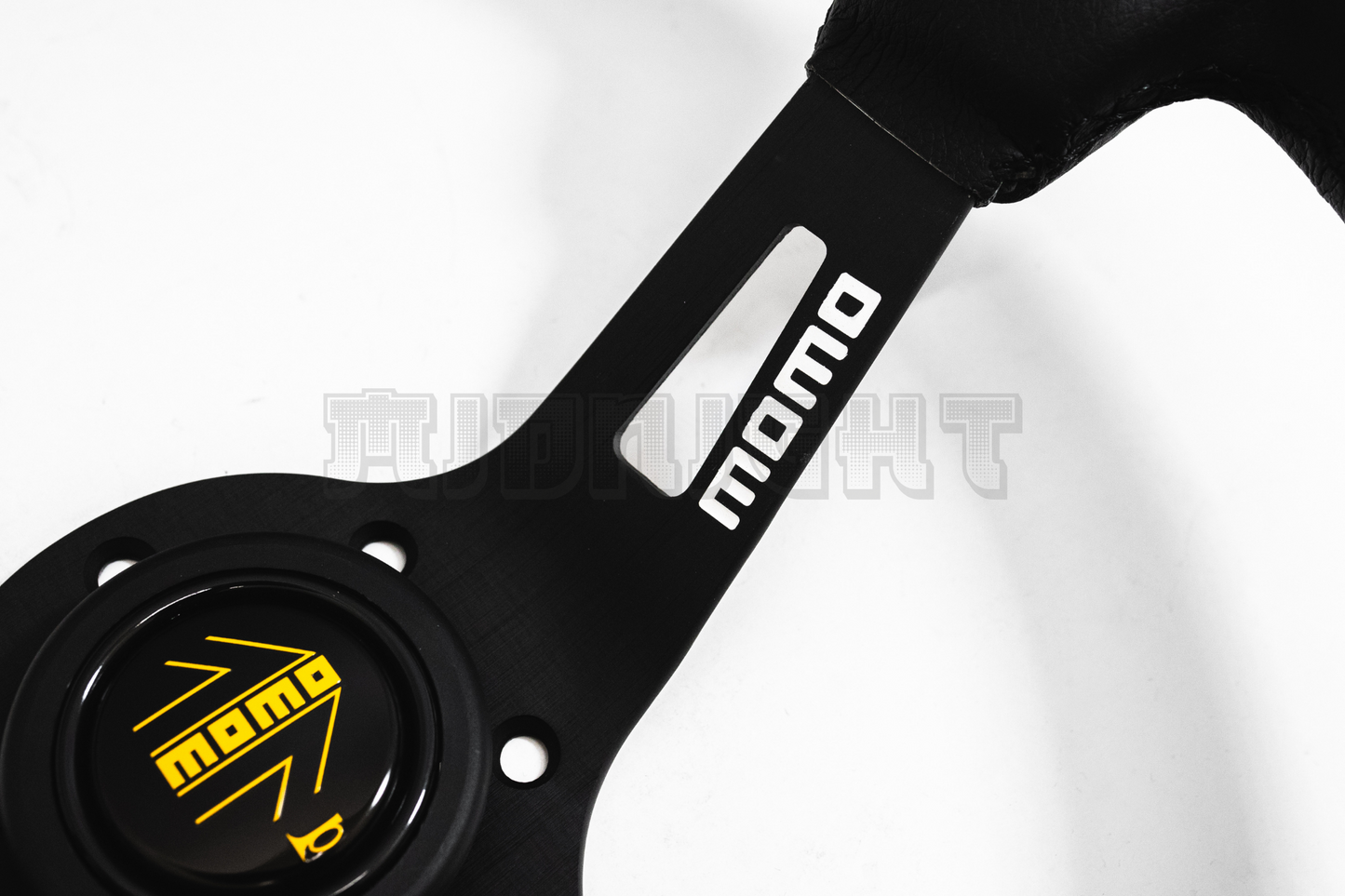 MOMO MOD 08 Style Leather Steering Wheel