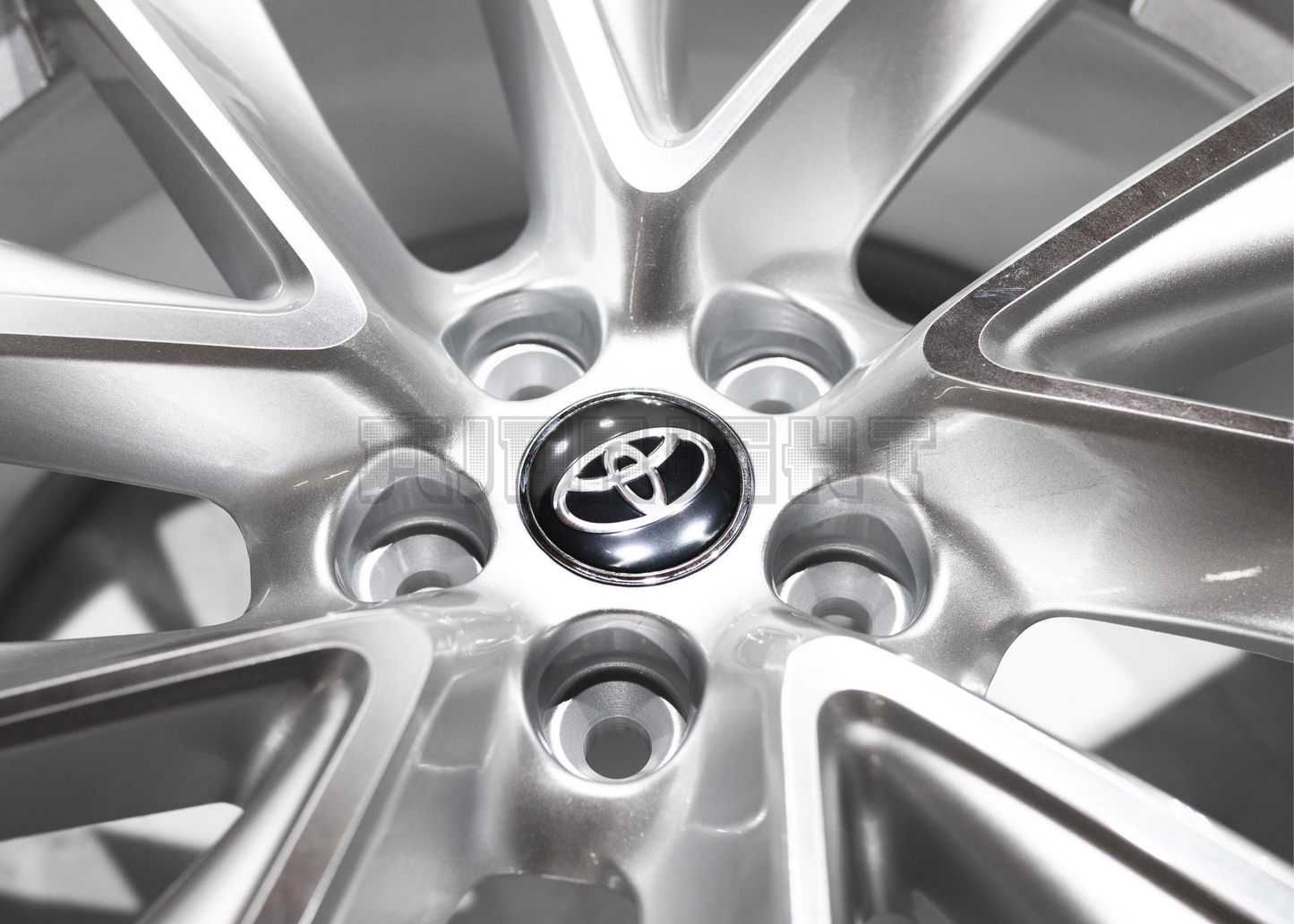 18" Silver Machined Wheels For Toyota Sedan Van SUV (5x114.3) Square Set
