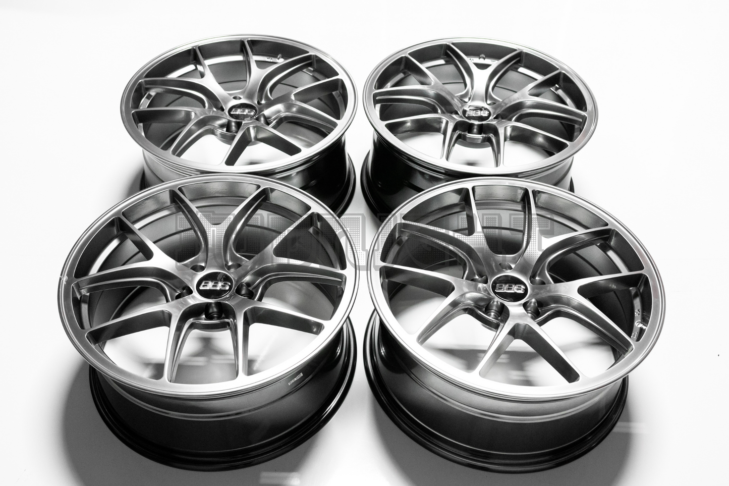 BBS RIA Style 19" 8.5J +33 (5X120)