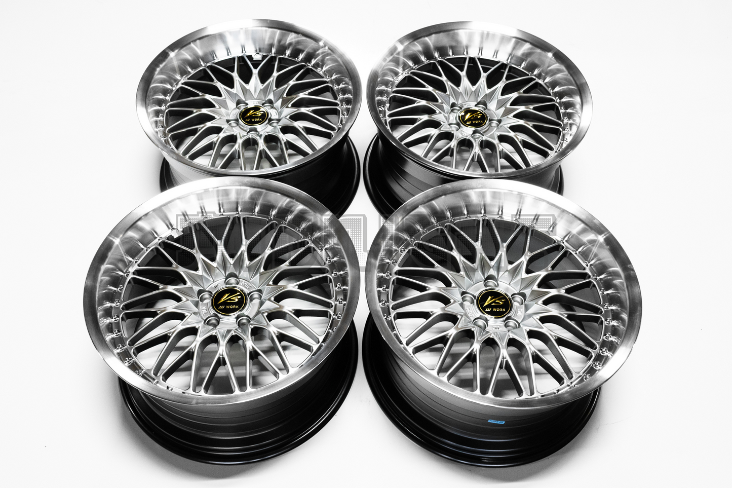 Work VSXV Style 18" 9.5J +25 (5X100)