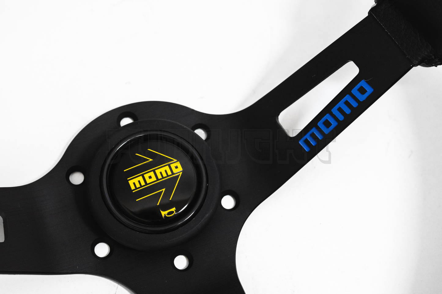 MOMO MOD 08 Style 330mm Leather Steering Wheel