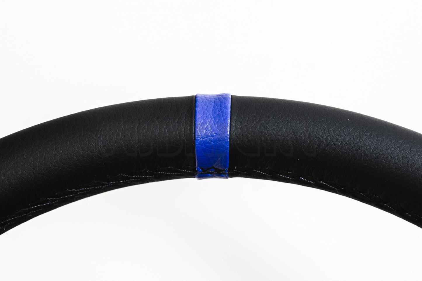 MOMO MOD 08 Style 330mm Leather Steering Wheel