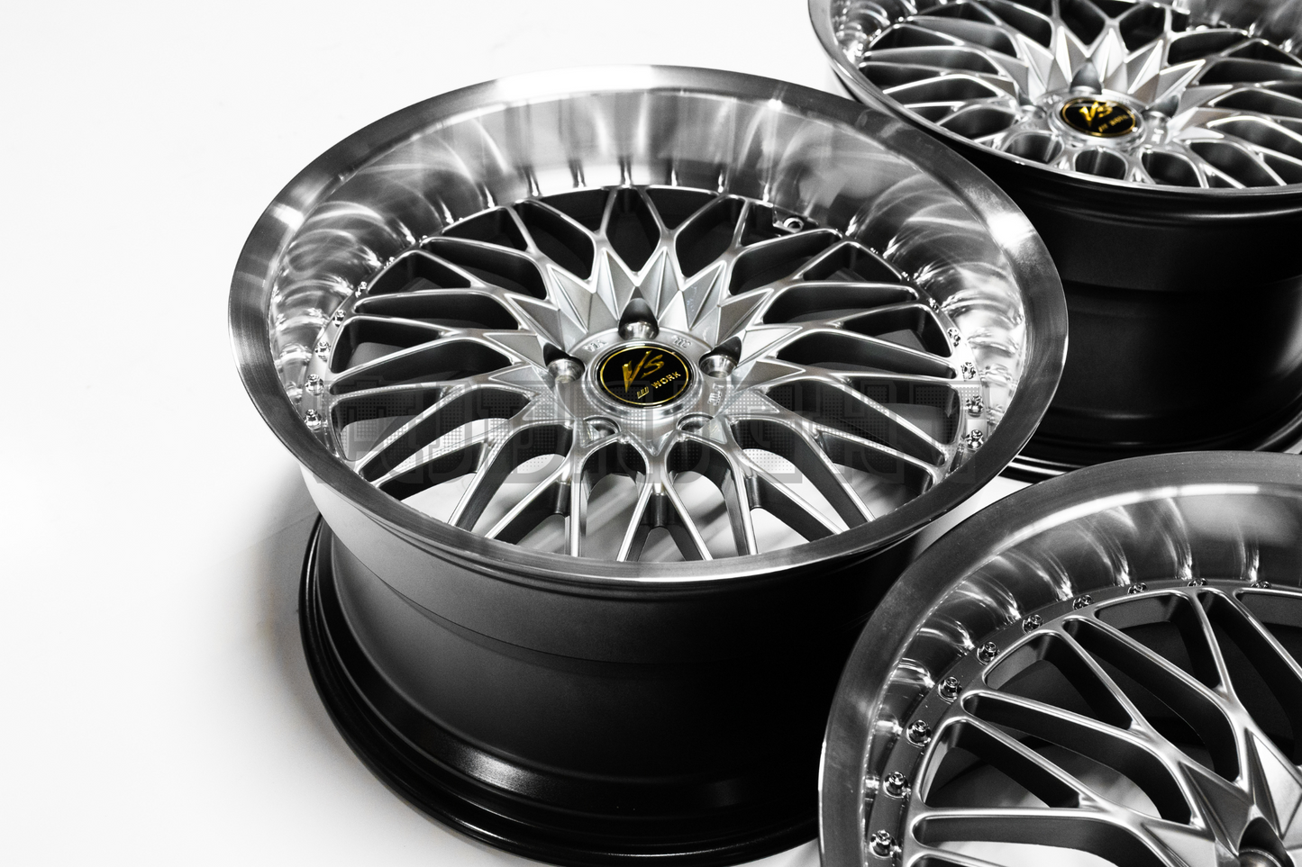 Work VSXV Style 19" 9.5J +22, 10.5J +25 (5x114.3)