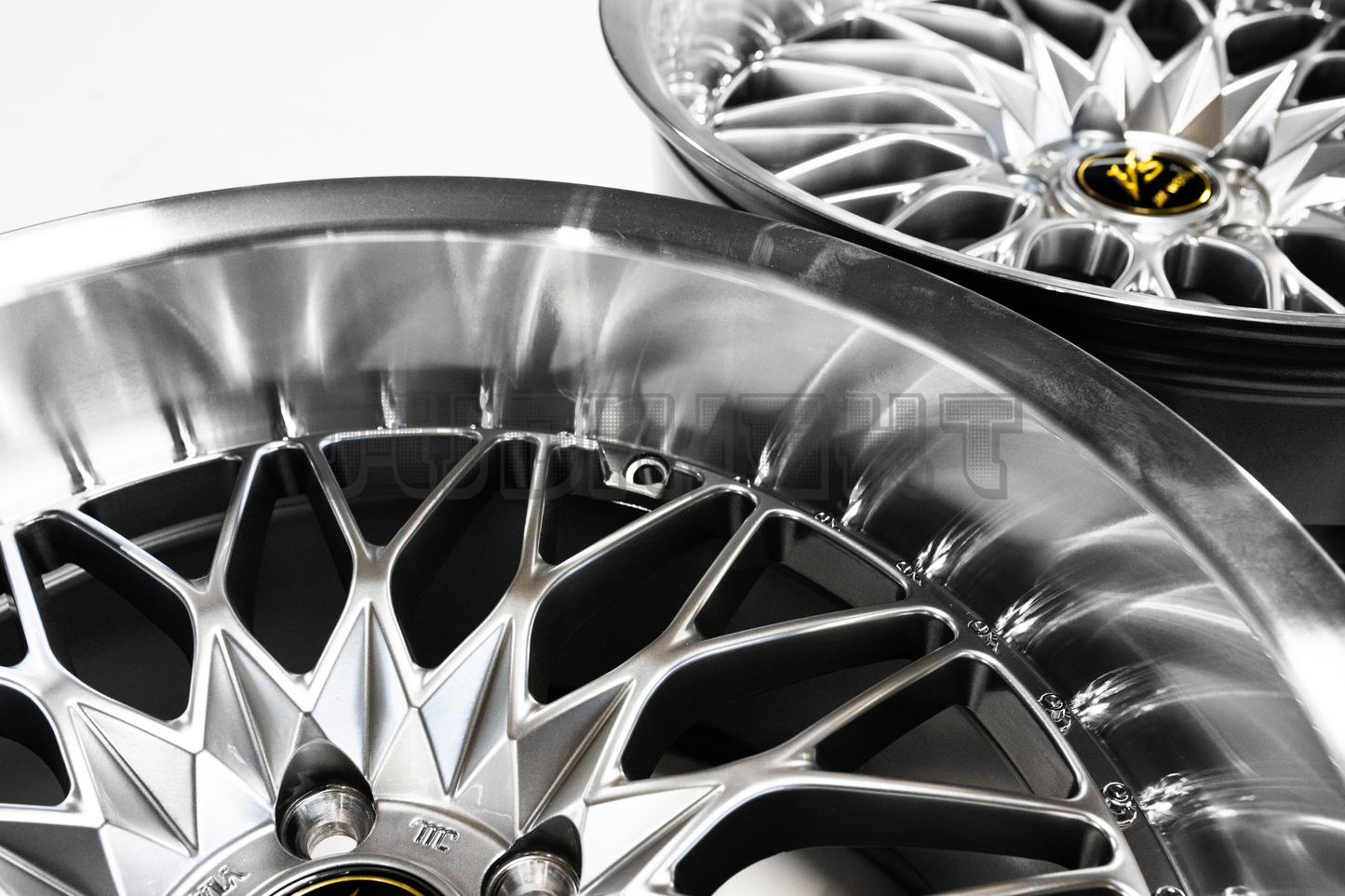 Work VSXV Style 19" 9.5J +22, 10.5J +25 (5x114.3)