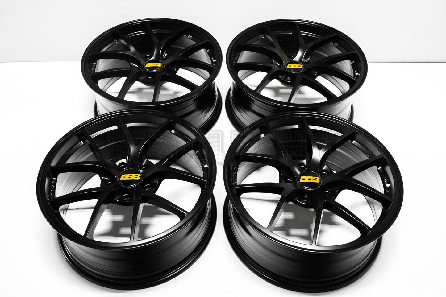 BBS RIA Style 18" 8J +35 (5X114.3)