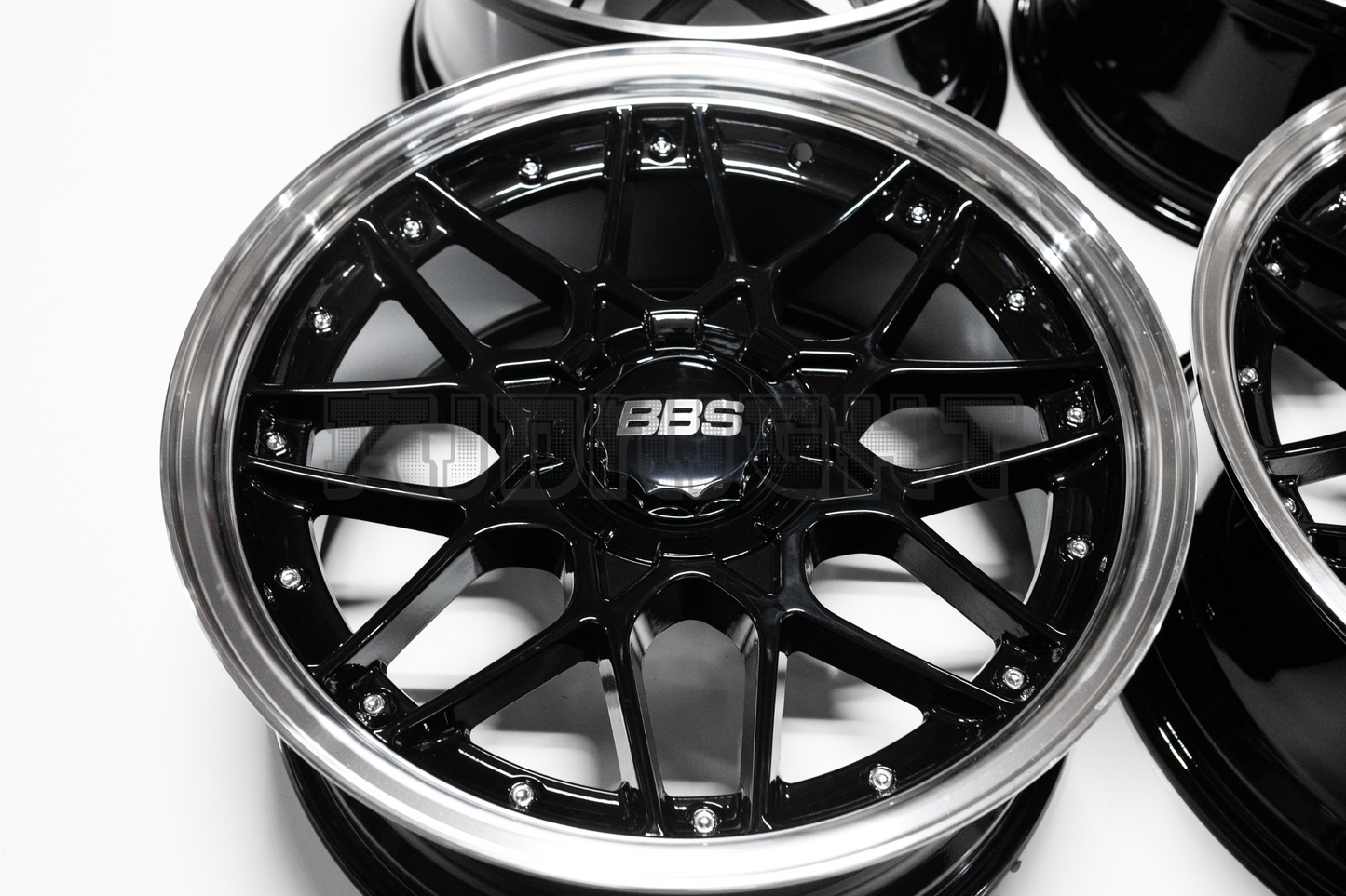 BBS RSII Style 18" 8J +30 (5X114.3/5X120)