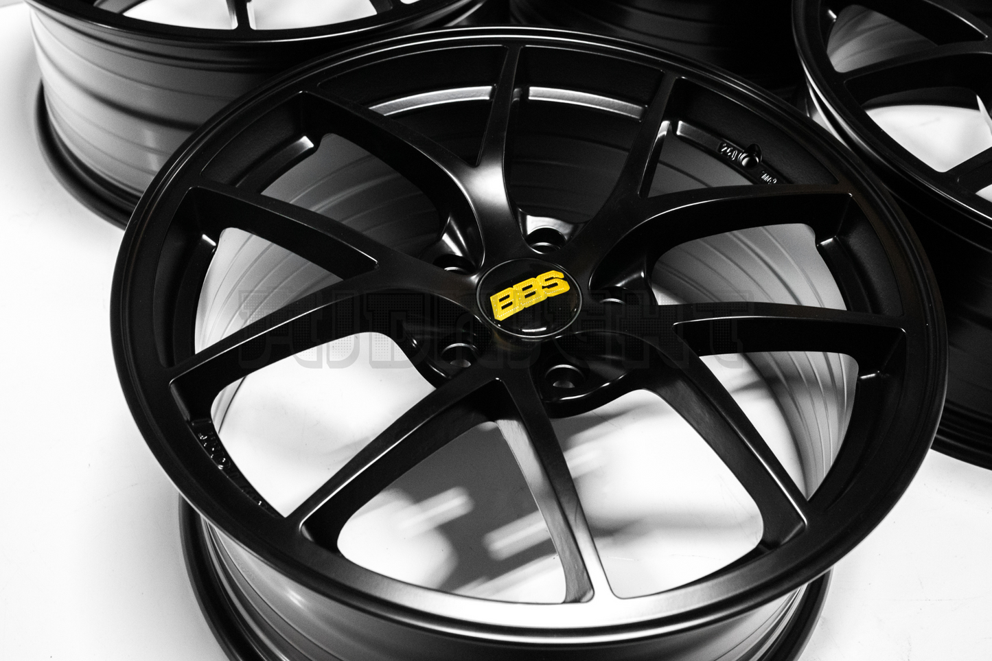 BBS RIA Style 18" 8J +35 (5X114.3)