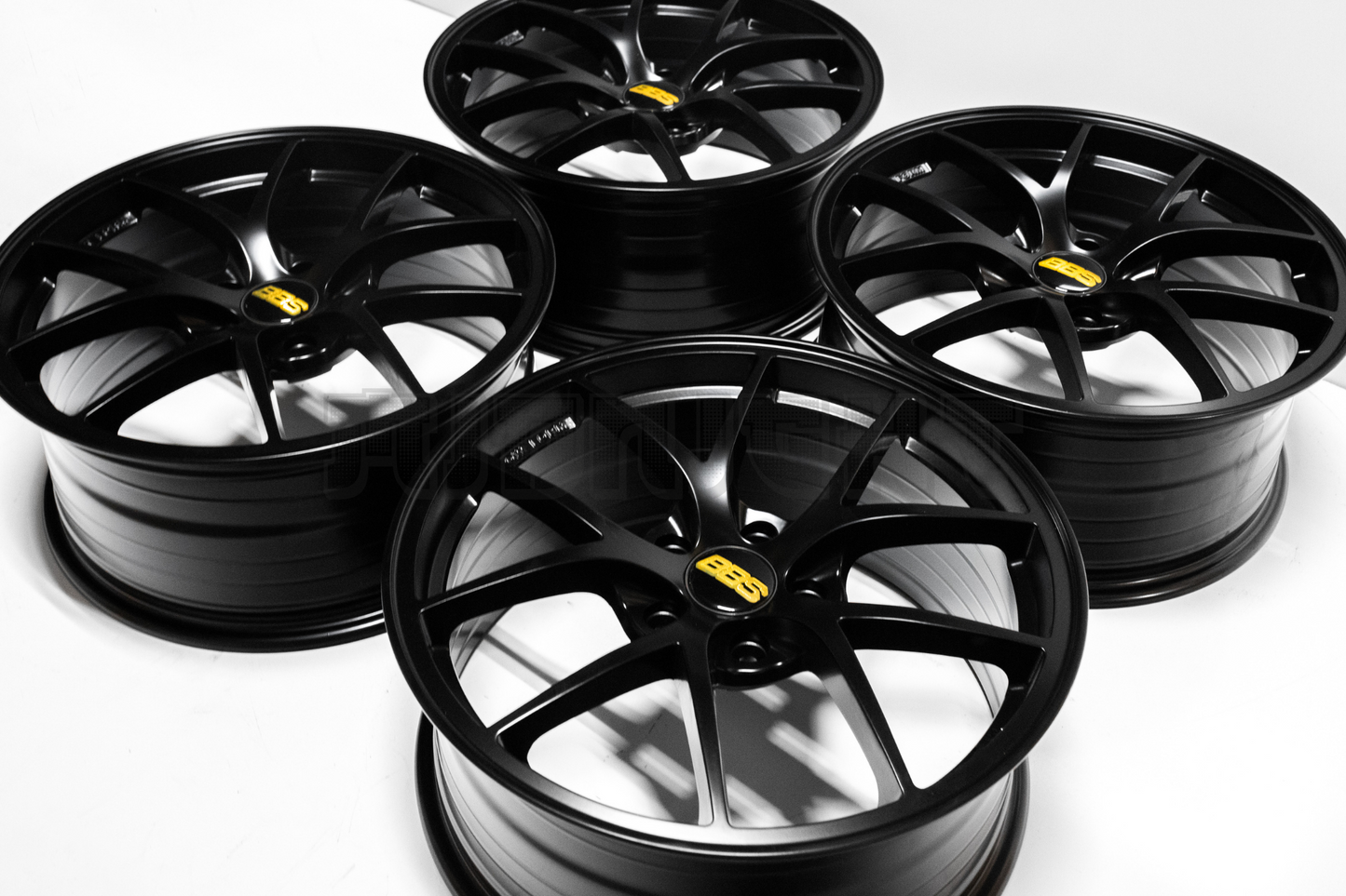 BBS RIA Style 18" 8J +35 (5X114.3)