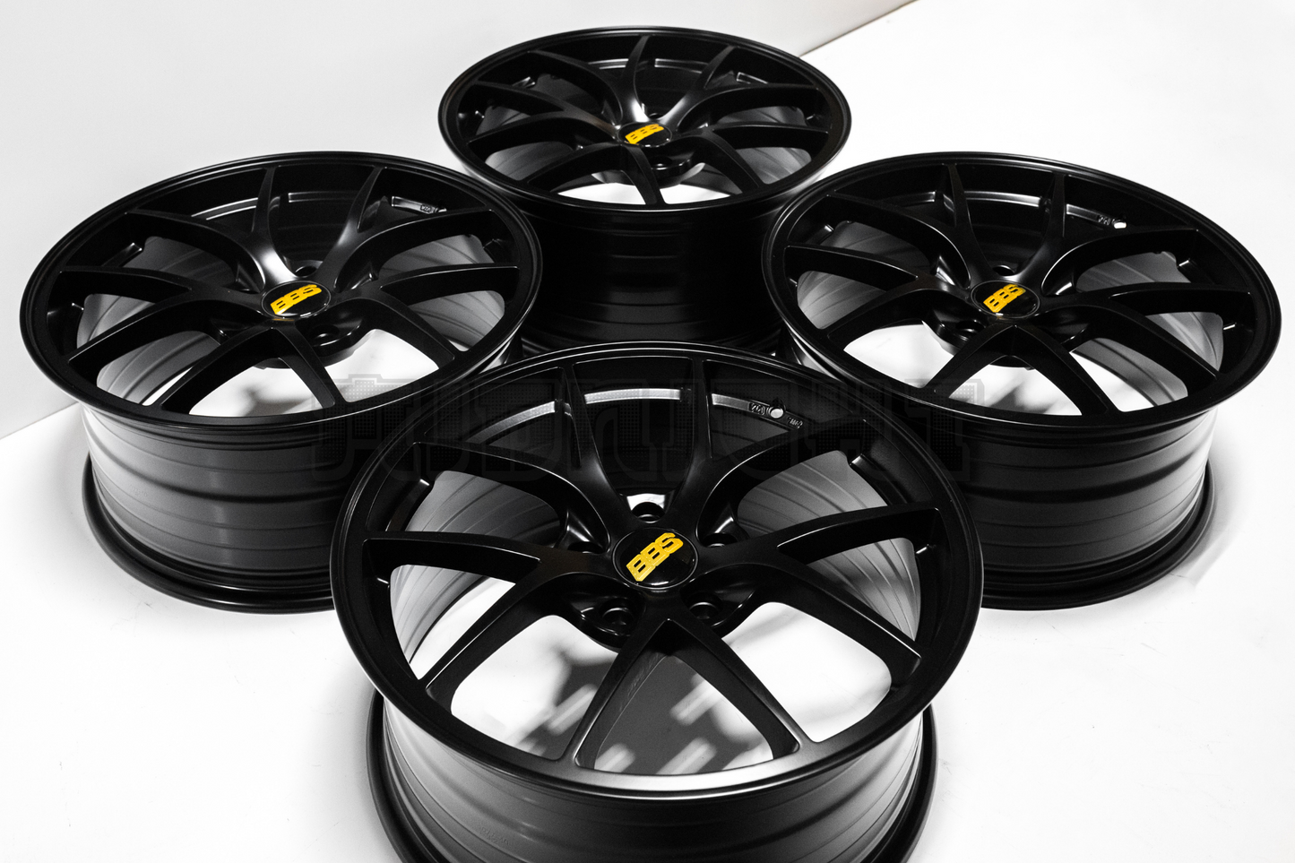 BBS RIA Style 18" 8J +35 (5X114.3)