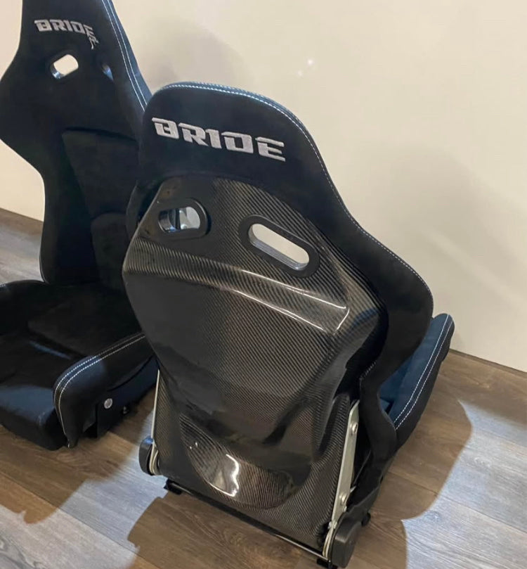Bride Japan Seats Suede Edition with real carbon fiber back Recliner Black Seat Set.