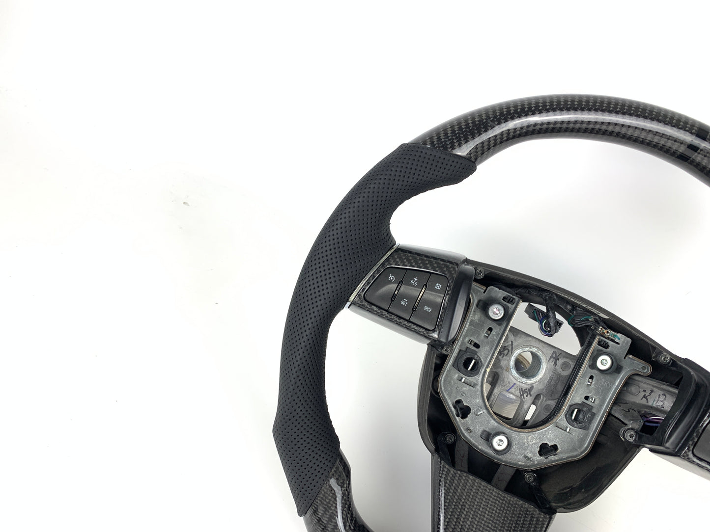 Carbon Fiber Steering Wheel W/ Red Stripe For Cadillac CTSV CTS 2008-2014 SLS 2007-2012 SRX 2010-2012