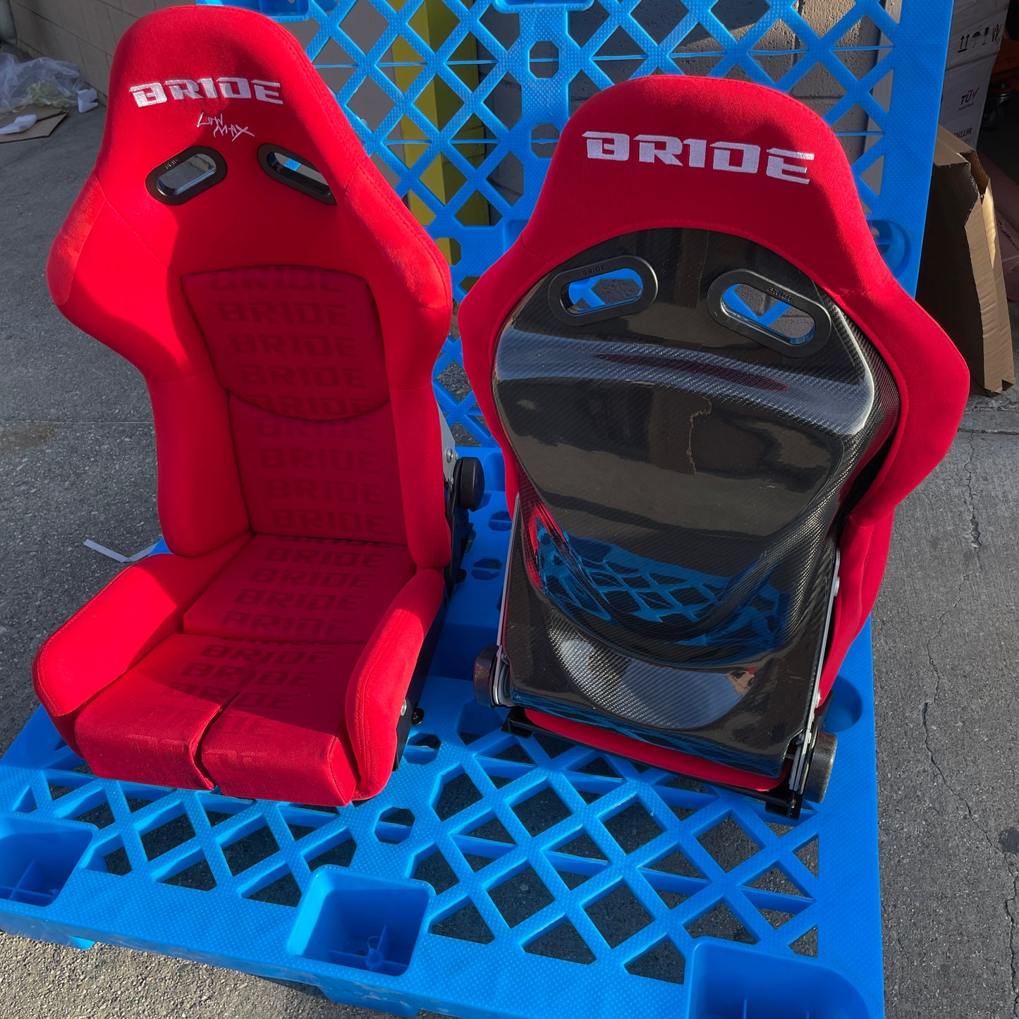Bride Stradia I Style Red Gradient Cloth Reclinable Carbon Fiber Back Bucket Seat