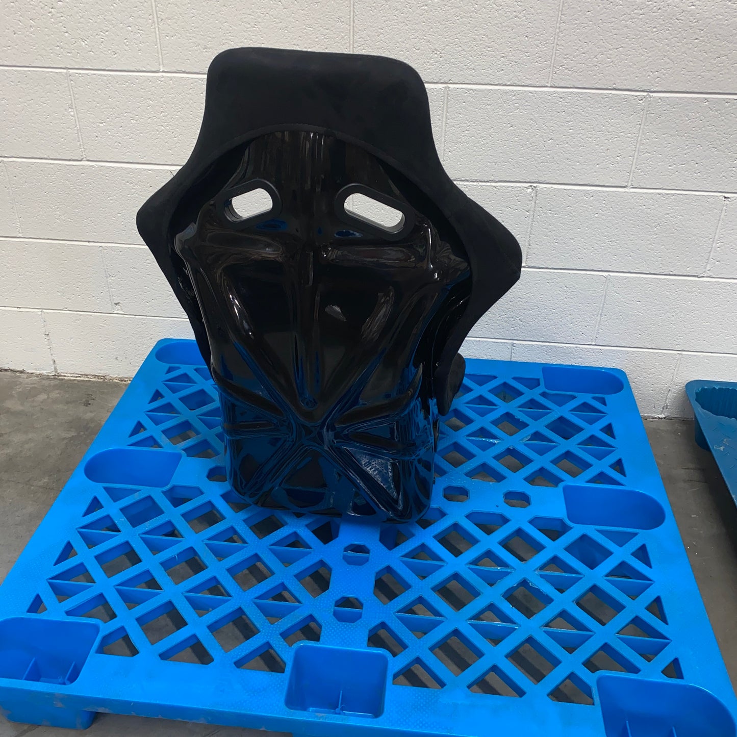Bride Zeta III Carbon Fiber Style Black Suede Alcantara Fixed Back Seat