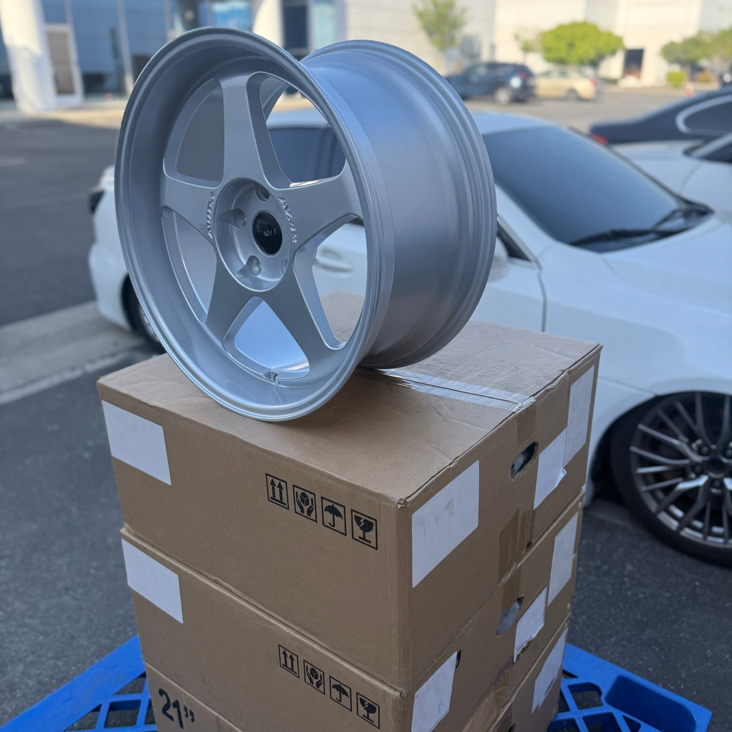 18" Silver AVID1 AV42 Style Wheels Rims 18x8.5/9.5 +35 5x114.3 CB73.1